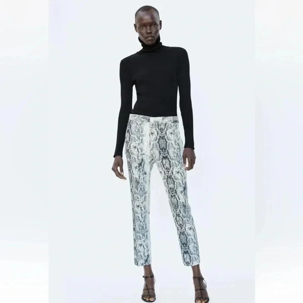 Zara Cigarette Trousers Snakeskin Print Pants Ankle Cropped Grey White Small